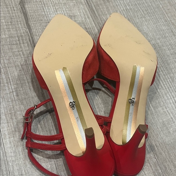 Sam Edelman Scarlet Red Heels - Picture 3 of 9